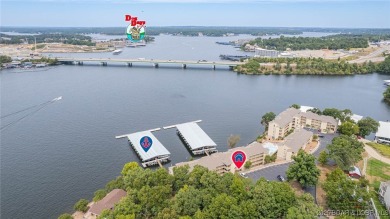 Beautifully maintained 2-bedroom, 2-bath condo at Parkside Place