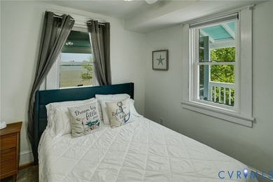 **This is  ULTIMATE river home & its being sold completely - photo 38