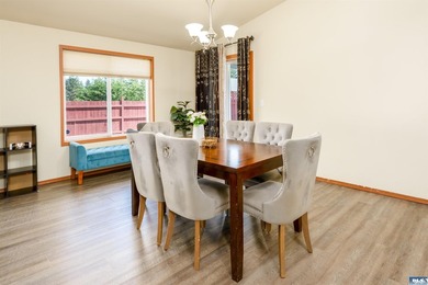 Beautifully maintained 2014-built home in a convenient Port - photo 6