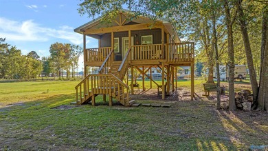 Weiss Lake Home For Sale in Centre AL