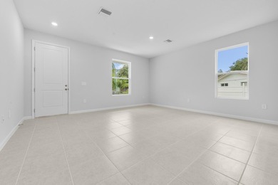 Under construction in Magnolia Square, this to be built home - photo 4