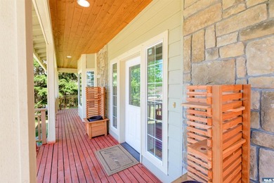 Tucked into a peaceful setting, this spacious 4-bedroom, 2 - photo 7