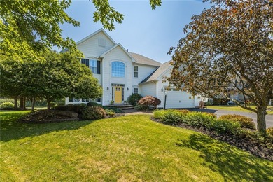 Looking for a beautiful, turn-key property in the desirable - photo 1