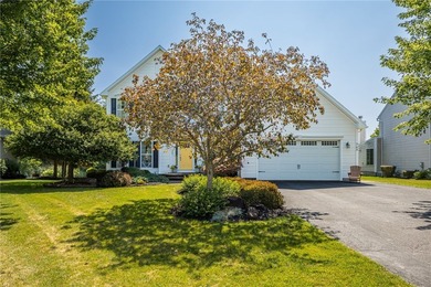 Looking for a beautiful, turn-key property in the desirable - photo 2