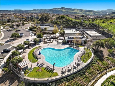 Welcome to 10 Promesa a bright and stunning town home with - photo 30