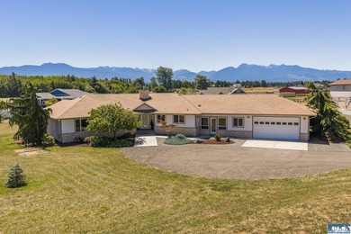 Panoramic Olympic Mountain views take center stage from this - photo 5