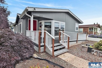 Built in 2001 and located in desirable Hendrickson Park, this - photo 1