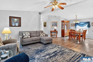 Built in 2001 and located in desirable Hendrickson Park, this - photo 4