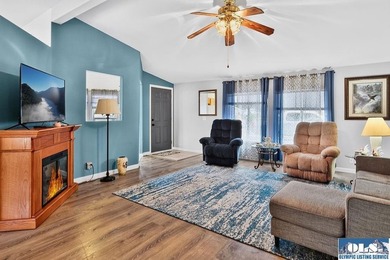 Built in 2001 and located in desirable Hendrickson Park, this - photo 7