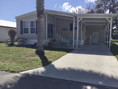 Meticulously maintained home in the much sought after Spanish - photo 1