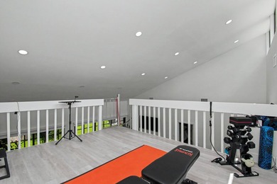 Welcome to Thornhill Village an intimate boutique community of - photo 21