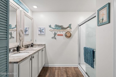 This immaculate, one-level coastal home sits on an oversized lot - photo 22