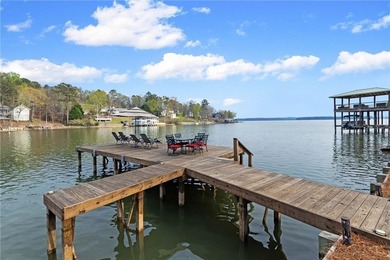 This is it! Welcome to your effortless, fully furnished Lake - photo 25