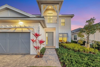 (private lake, pond, coastal) Home For Sale in Palm Beach Gardens Florida