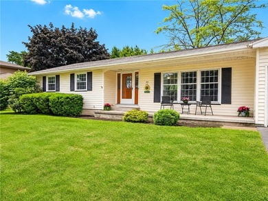 Welcome to 49 Pine Valley Drive! This move-in-ready 3-bedroom - photo 2