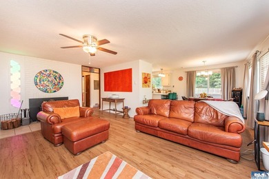Mountain views, private community beach access, and beautiful - photo 4