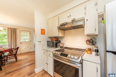 Mountain views, private community beach access, and beautiful - photo 6