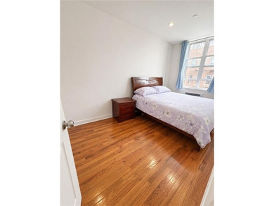 Welcome to this charming 2-bedroom condo in the heart of Sunset - photo 8