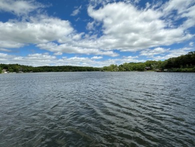 SPRAWLING LAKEFRONT HOME at its BEST! - photo 23