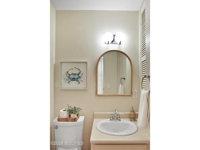 Adorable 2 bedroom, 1.5 bath beach cottage-style townhome! This - photo 8