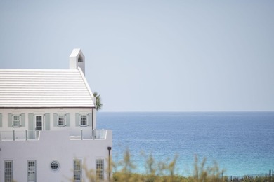 Positioned on the prominent southeast corner of the Alys Beach - photo 3
