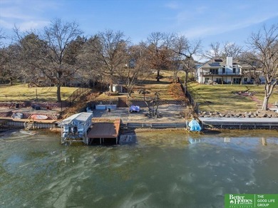 LOCATION LOCATION LOCATION! This lot is located in the heart of - photo 6