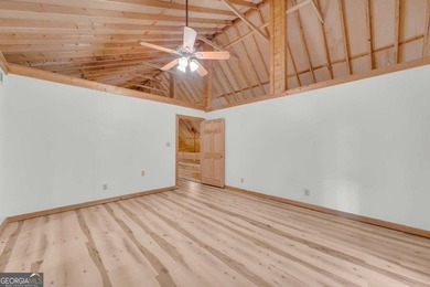 Very cute and cozy Cabin across the street from Lake Hartwell - photo 40