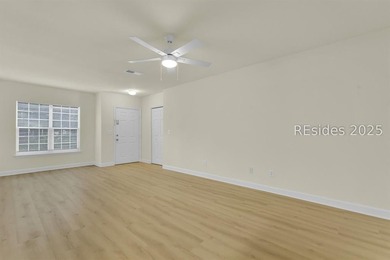 Villa 102 is renovated, first floor, move-in ready for the right - photo 6