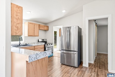 Looking for a gorgeous mountain backdrop on a private 1.1+ acre - photo 10