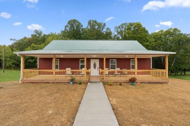 Lake Home For Sale in Irvine, Kentucky