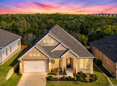 LUXURY UPGRADES! Welcome to this stunning one-story home where - photo 2