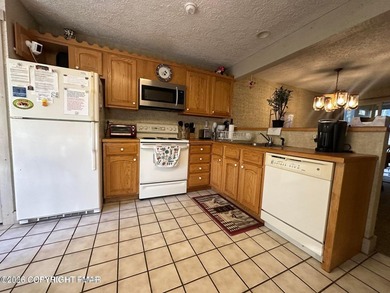 Welcome to 844 Crest Pine Drive, a beautifully positioned home - photo 13