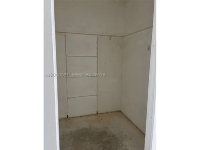 An excellent opportunity to customize a residence or investment - photo 14