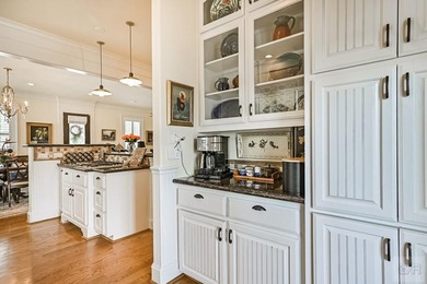 Don't miss this beautiful 3+ Bedroom, 3 Bath home in prestigious - photo 17