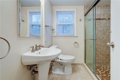 Updated Cape Cod in the highly sought-after Cobb's Hill - photo 20