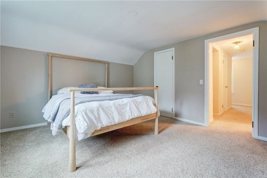 Updated Cape Cod in the highly sought-after Cobb's Hill - photo 23