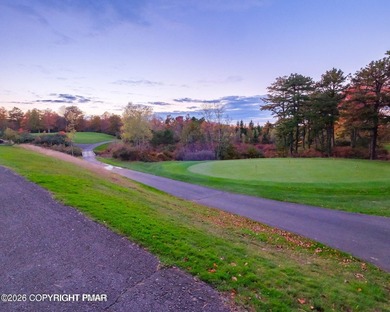 Welcome to 844 Crest Pine Drive, a beautifully positioned home - photo 26