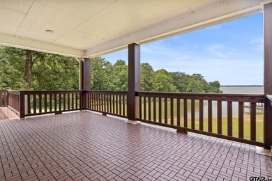 Discover the ultimate lakeside retreat at this stunning property - photo 27
