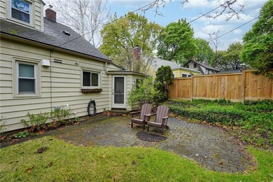 Updated Cape Cod in the highly sought-after Cobb's Hill - photo 28