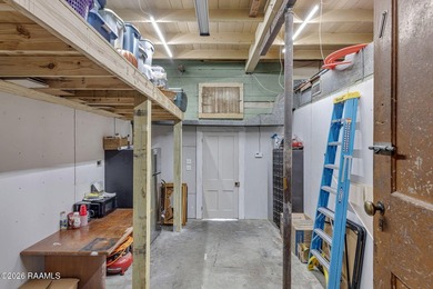 Welcome to this exceptional multi-use property located on a - photo 30