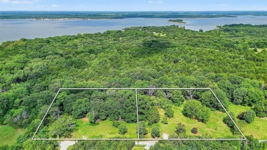 Lake Lot For Sale in Pottsboro, Texas