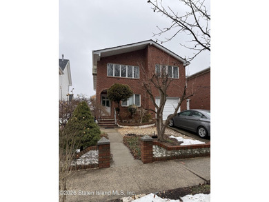 Rare opportunity to own this classic brick Hi-Ranch -- a - photo 1