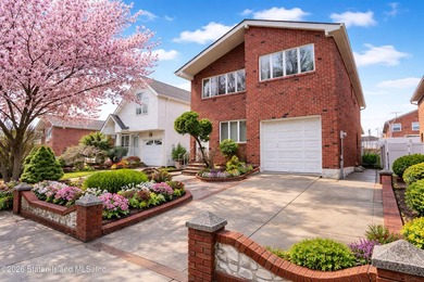 Rare opportunity to own this classic brick Hi-Ranch -- a - photo 2