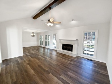 Lake living with space to spread out! Just 1/2 mile from Lake - photo 3