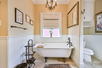 Don't miss this beautiful 3+ Bedroom, 3 Bath home in prestigious - photo 34