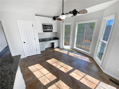 Lake living with space to spread out! Just 1/2 mile from Lake - photo 5