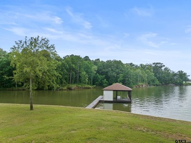 Discover the ultimate lakeside retreat at this stunning property - photo 36