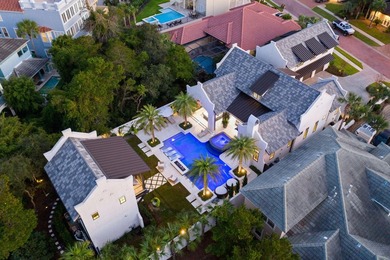 Pristine architectural design resembling the courtyard homes of - photo 2