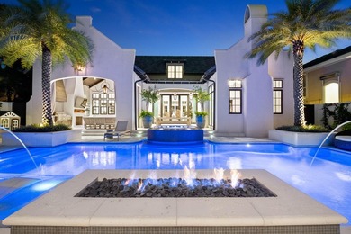 Pristine architectural design resembling the courtyard homes of - photo 3