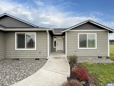 Prepare to be captivated by this stunning property in Agnew - photo 3